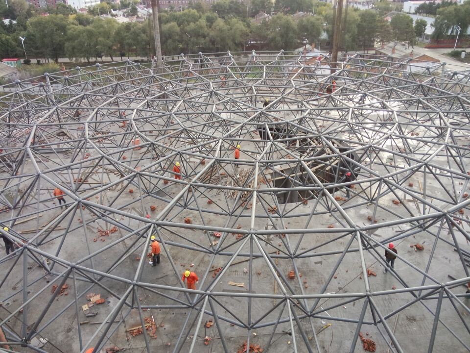 临江全民健身中心网架